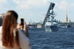Песков пообещал проинформировать о мероприятиях в День ВМФ в Санкт-Петербурге